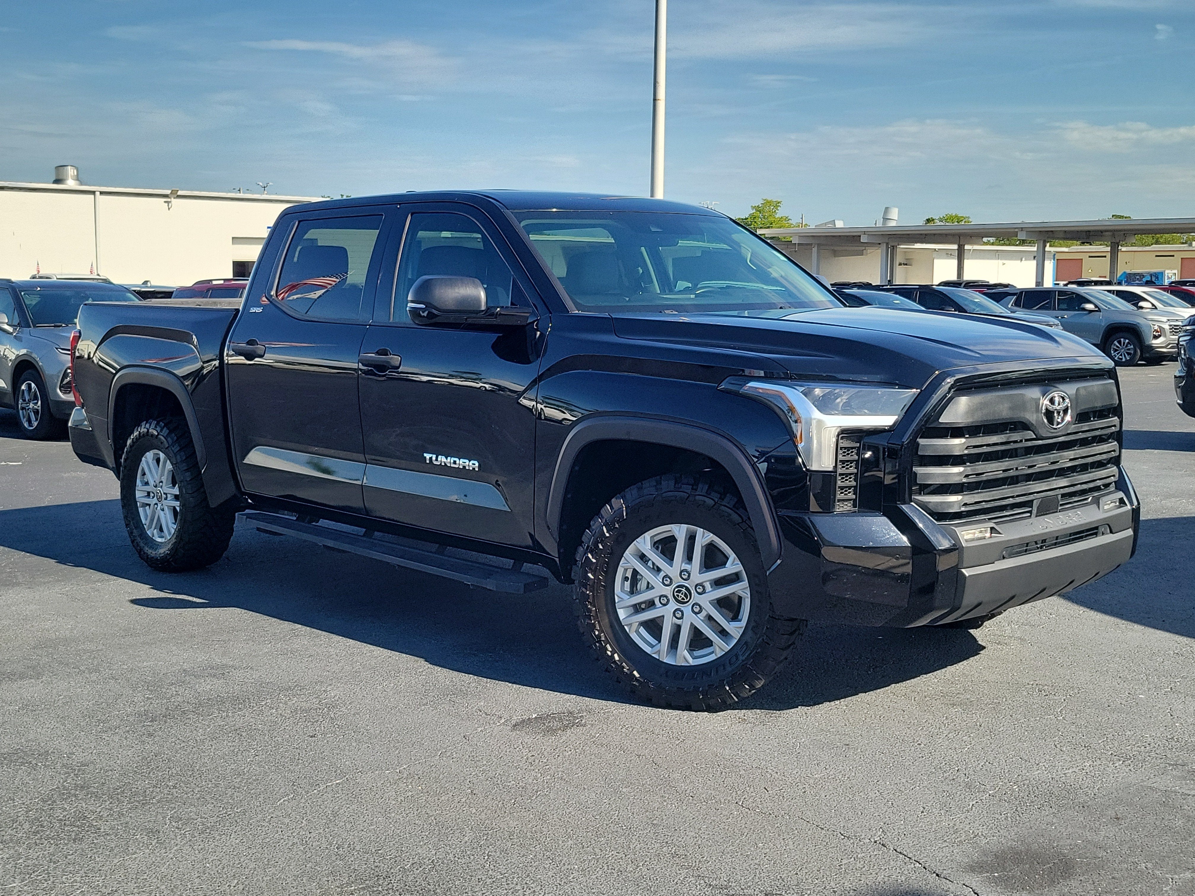 2024 Toyota Tundra 4WD SR5