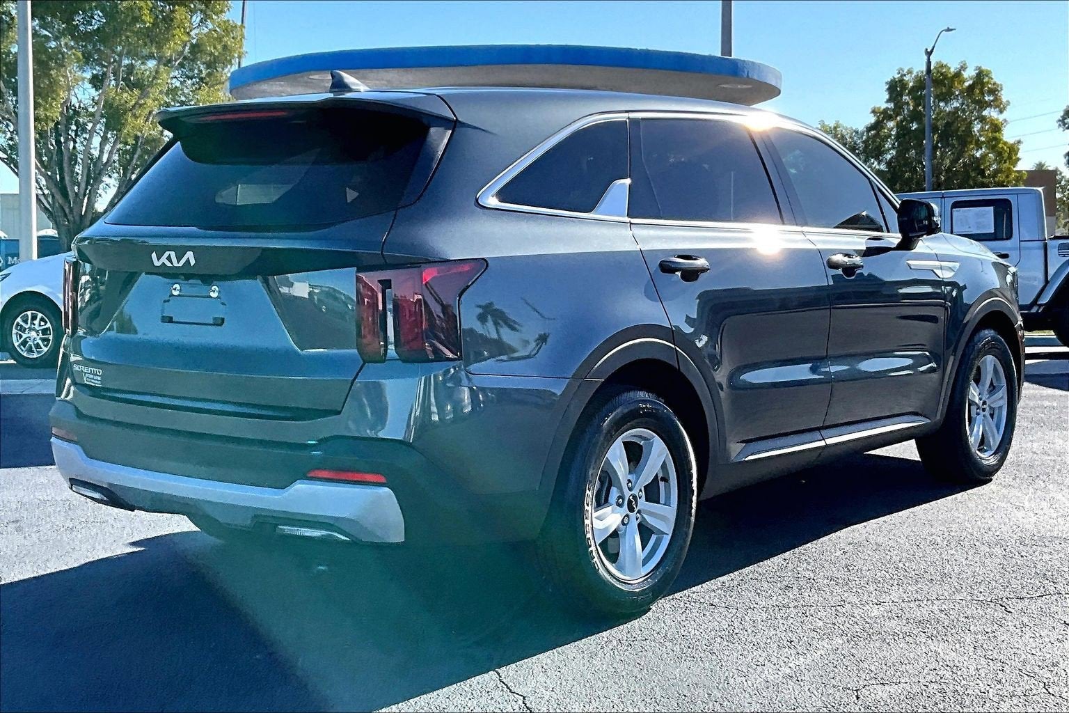 2024 Kia Sorento LX
