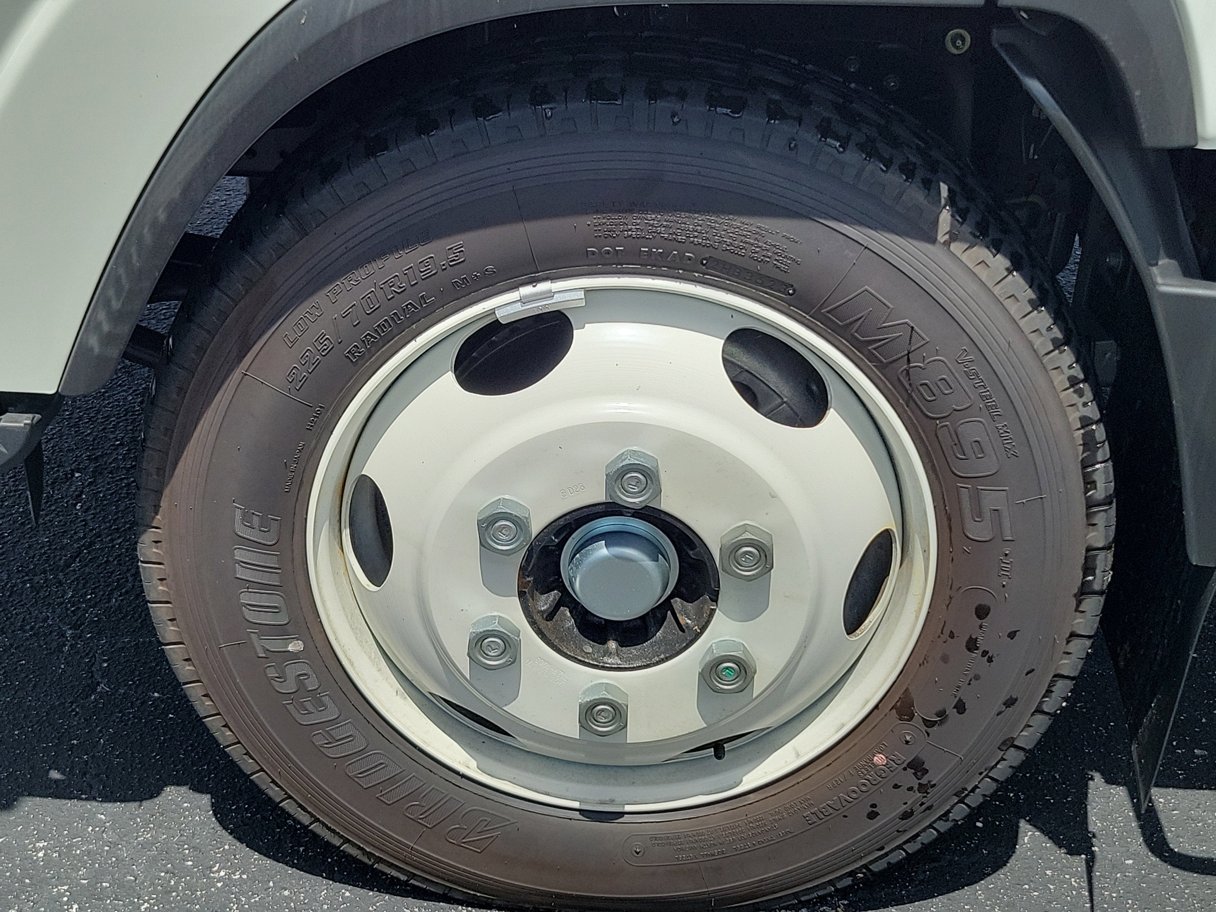 2024 Chevrolet Low Cab Forward 5500 XD Base