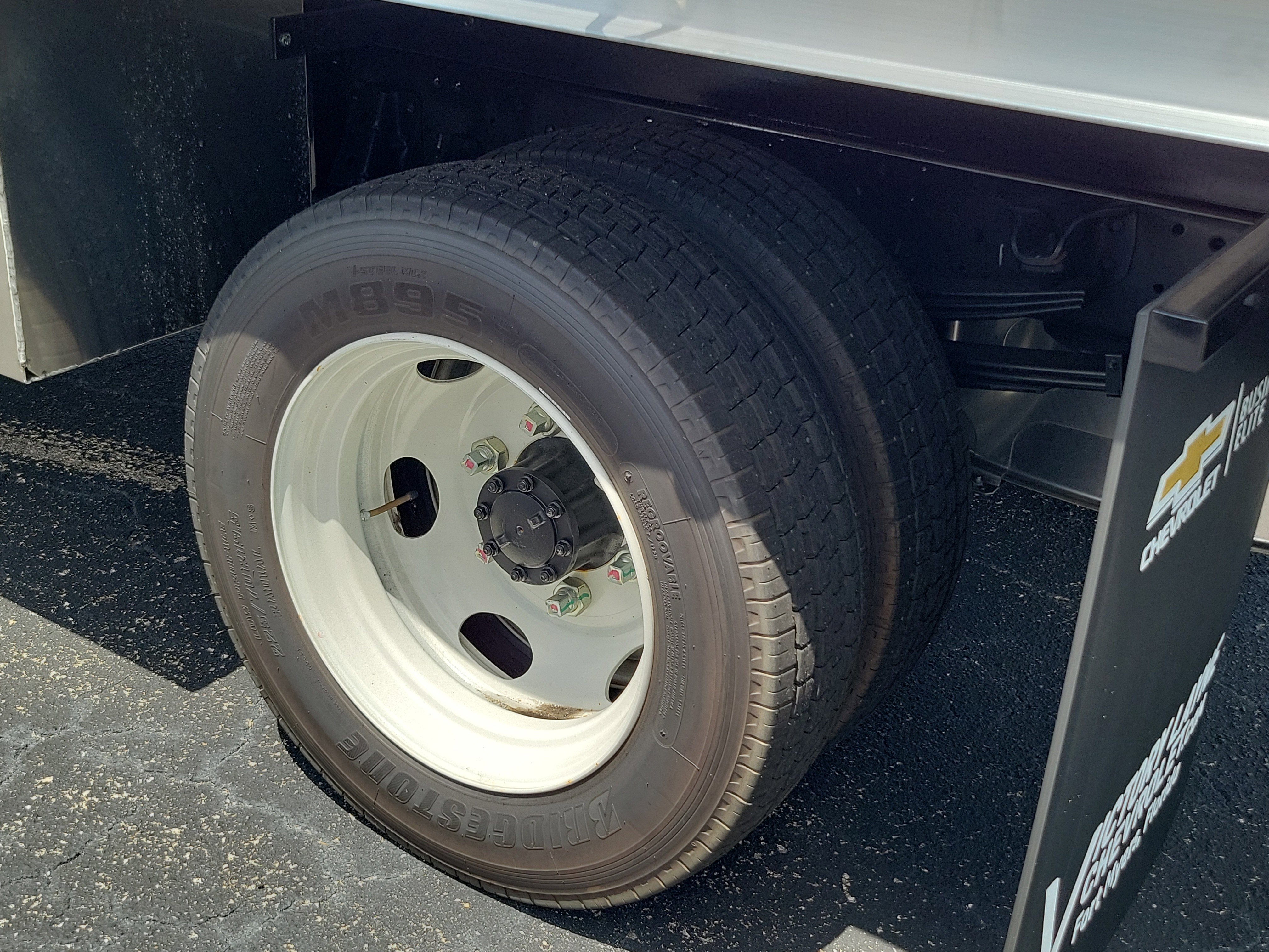 2024 Chevrolet Low Cab Forward 5500 XD Base