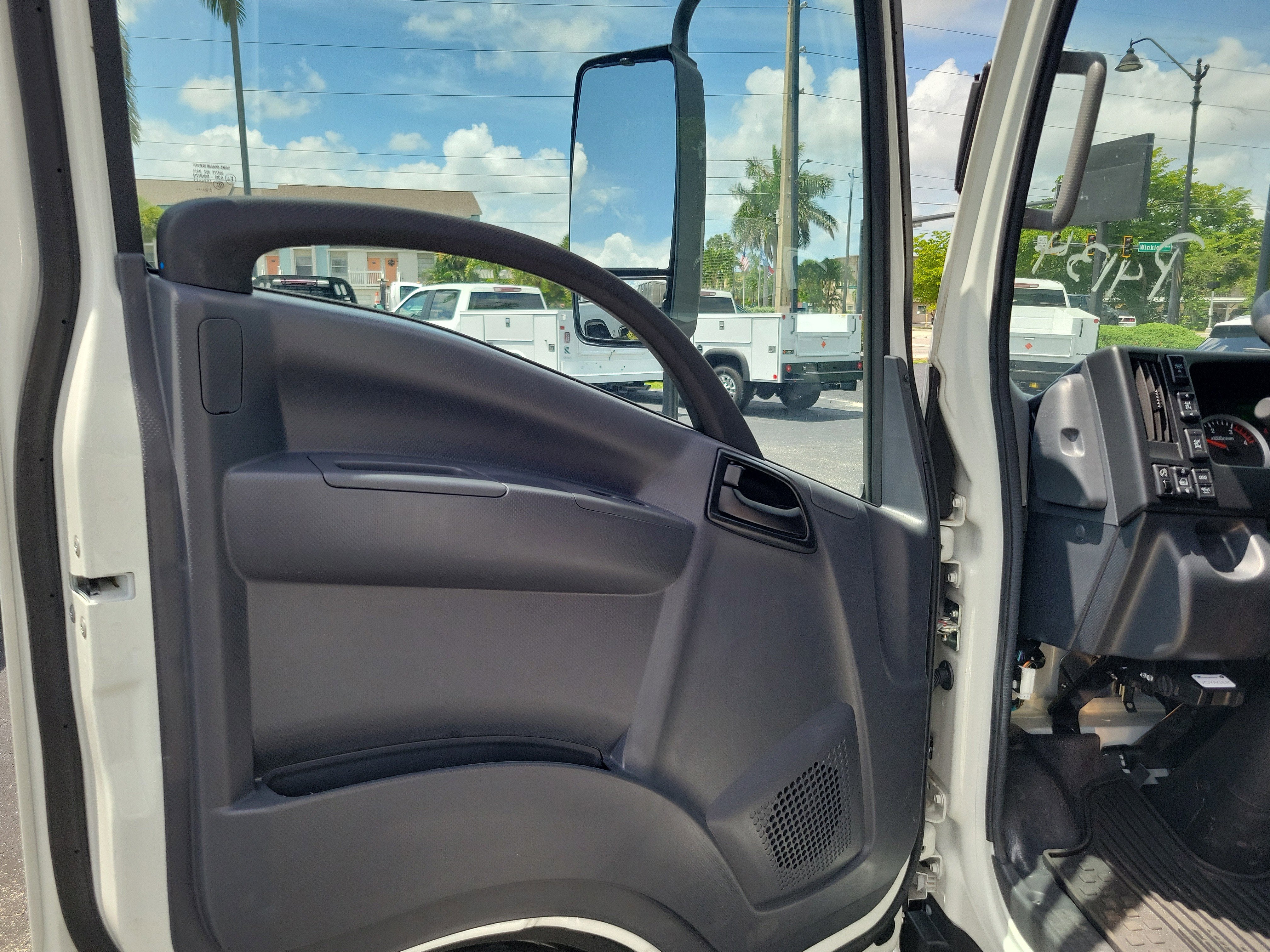 2024 Chevrolet Low Cab Forward 5500 XD Base