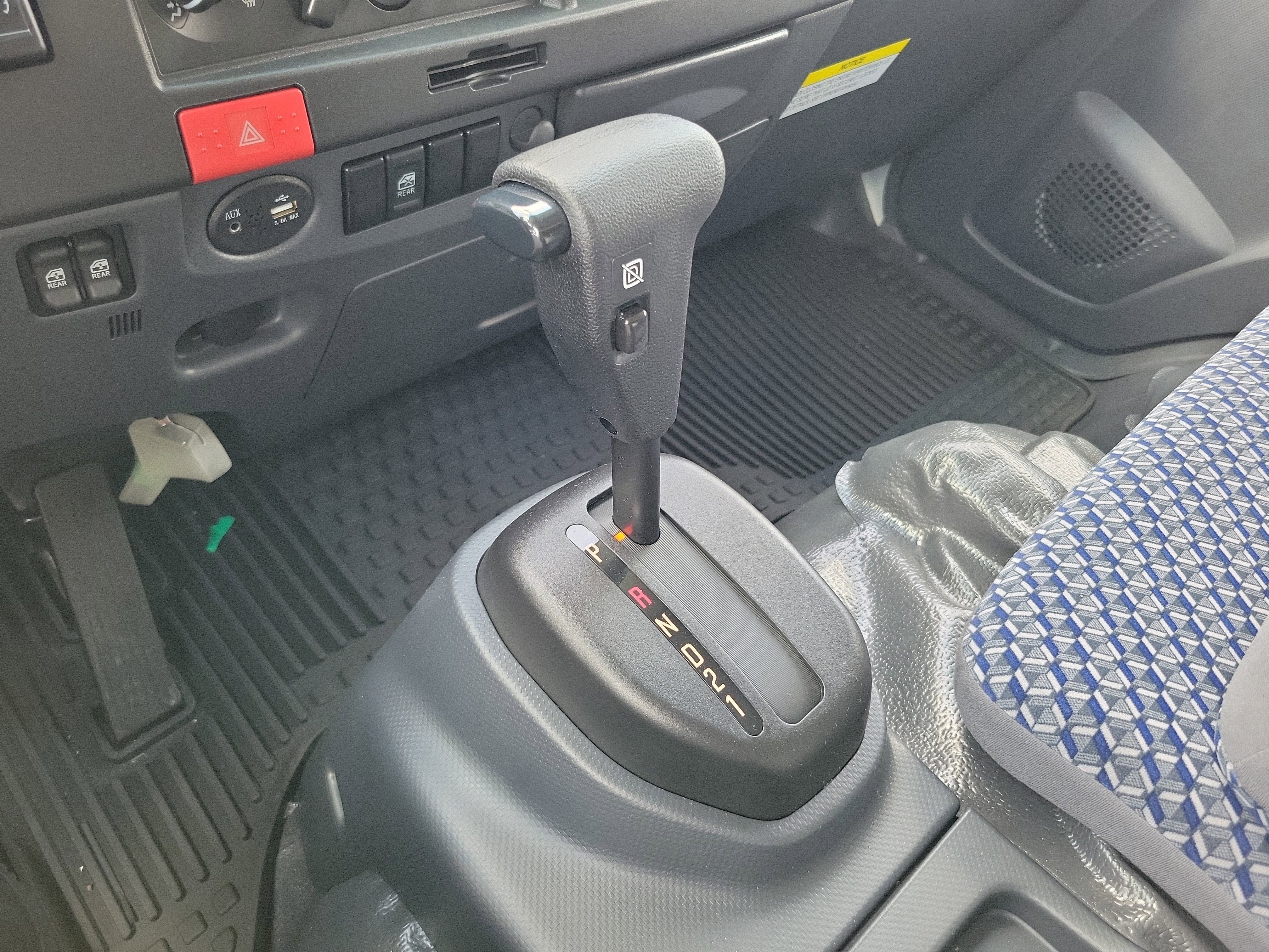 2024 Chevrolet Low Cab Forward 5500 XD Base