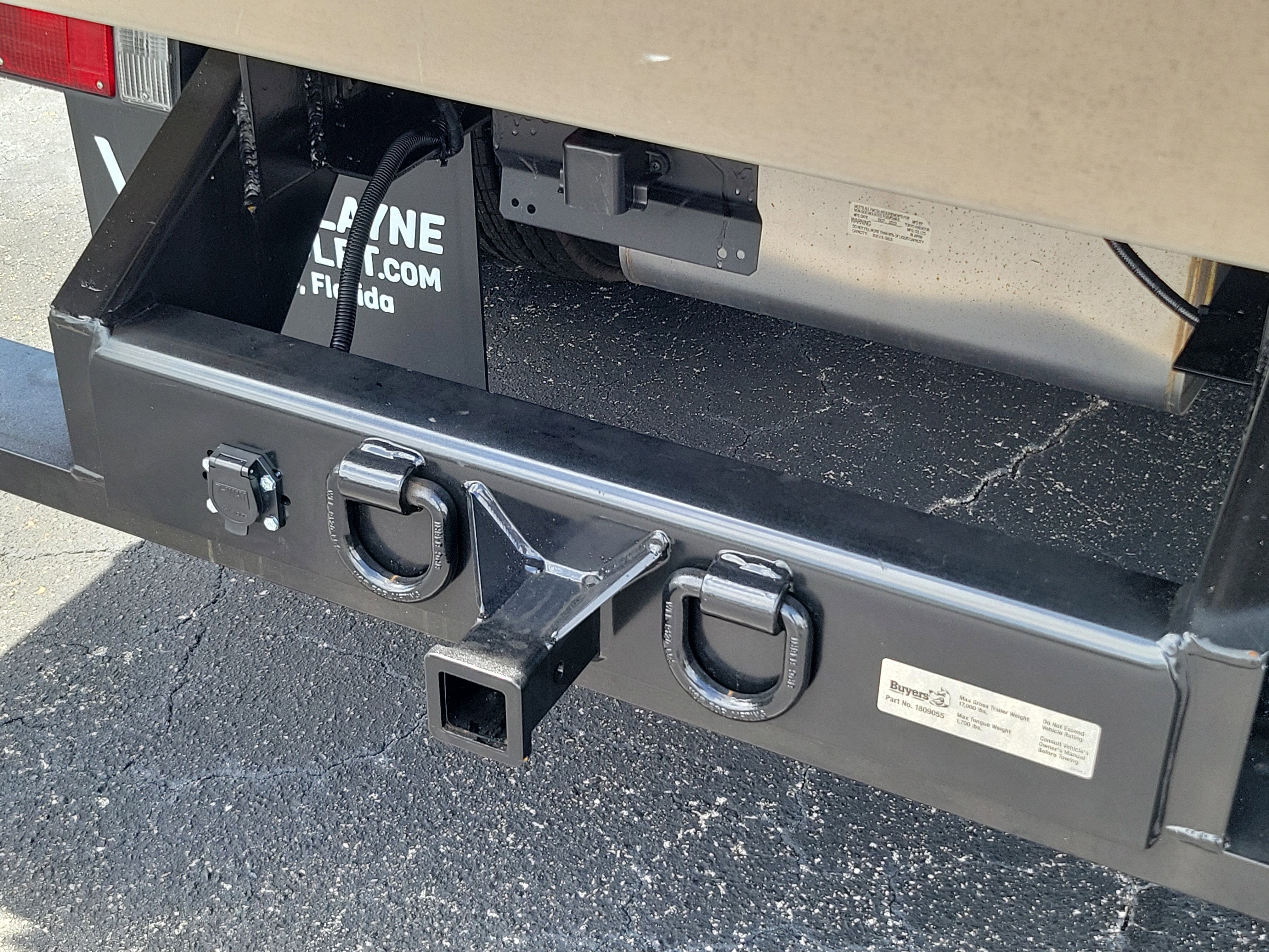 2024 Chevrolet Low Cab Forward 5500 XD Base