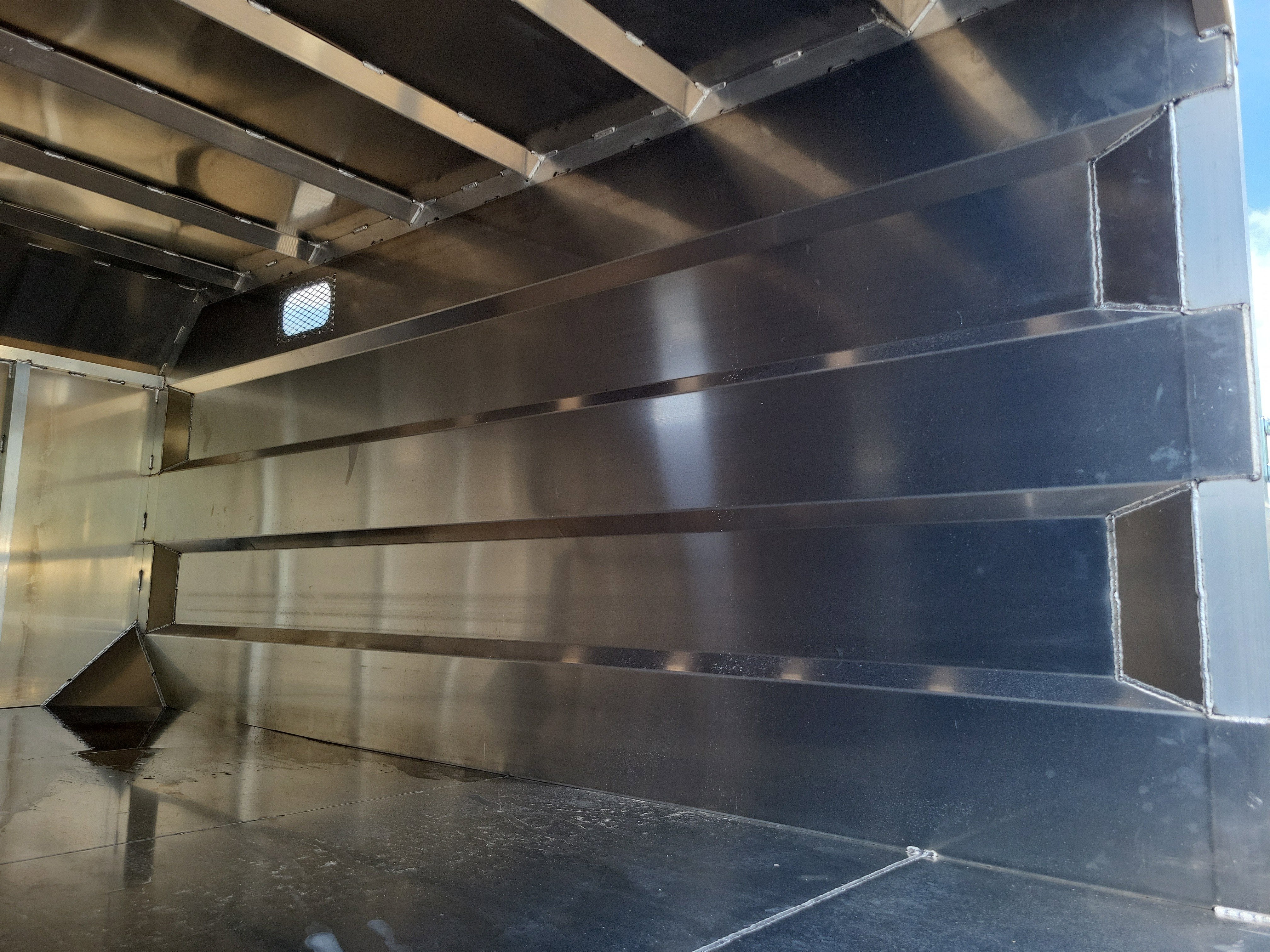 2024 Chevrolet Low Cab Forward 5500 XD Base