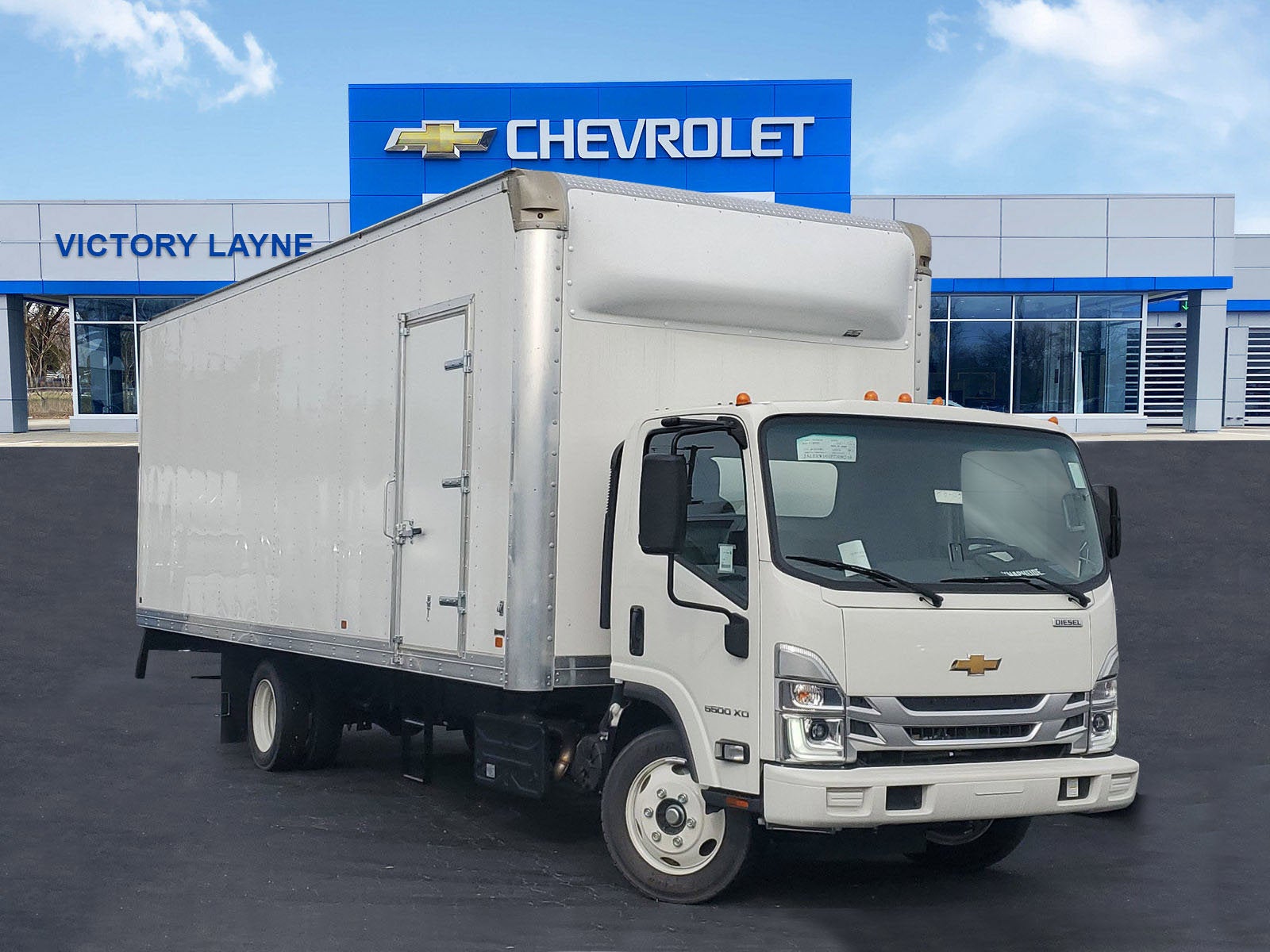 2023 Chevrolet Low Cab Forward 5500 XD Base