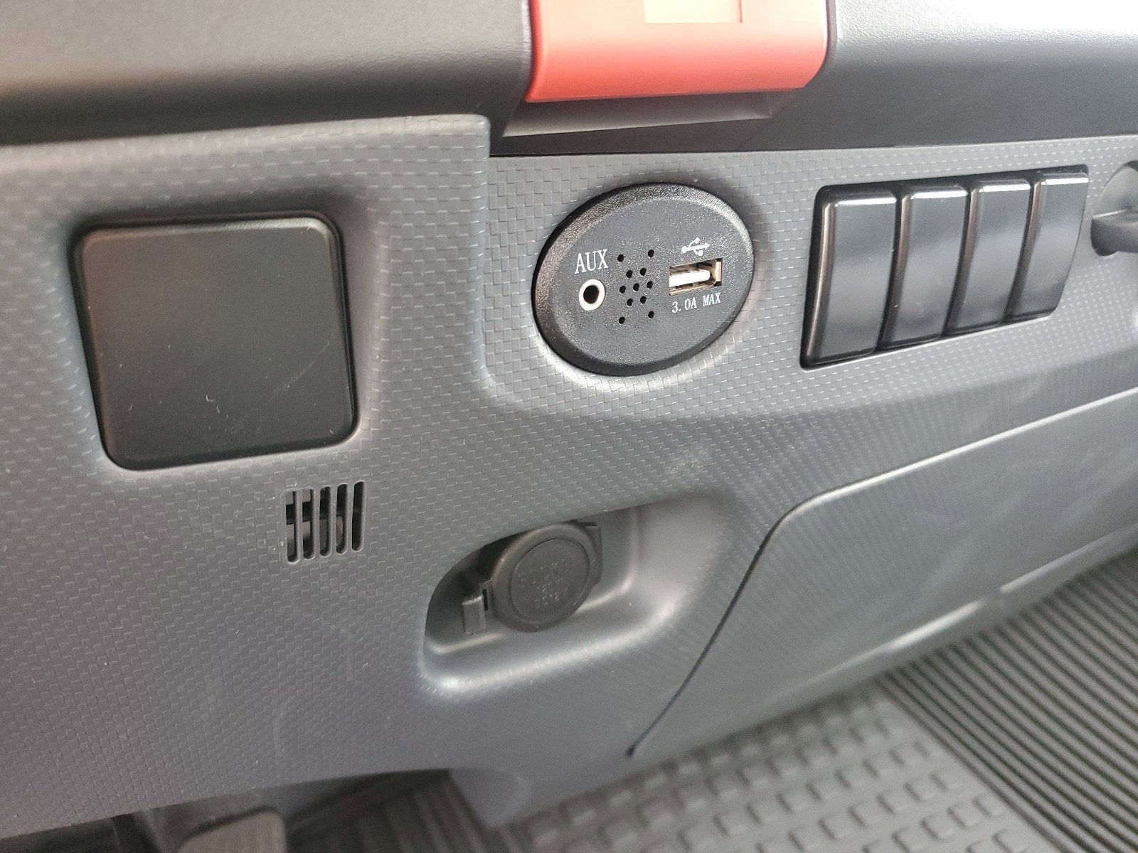 2023 Chevrolet Low Cab Forward 5500 XD Base