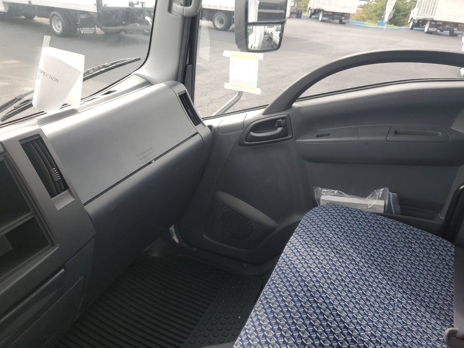 2023 Chevrolet Low Cab Forward 5500 XD Base