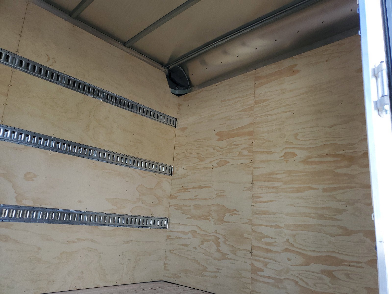 2023 Chevrolet Low Cab Forward 5500 XD Base