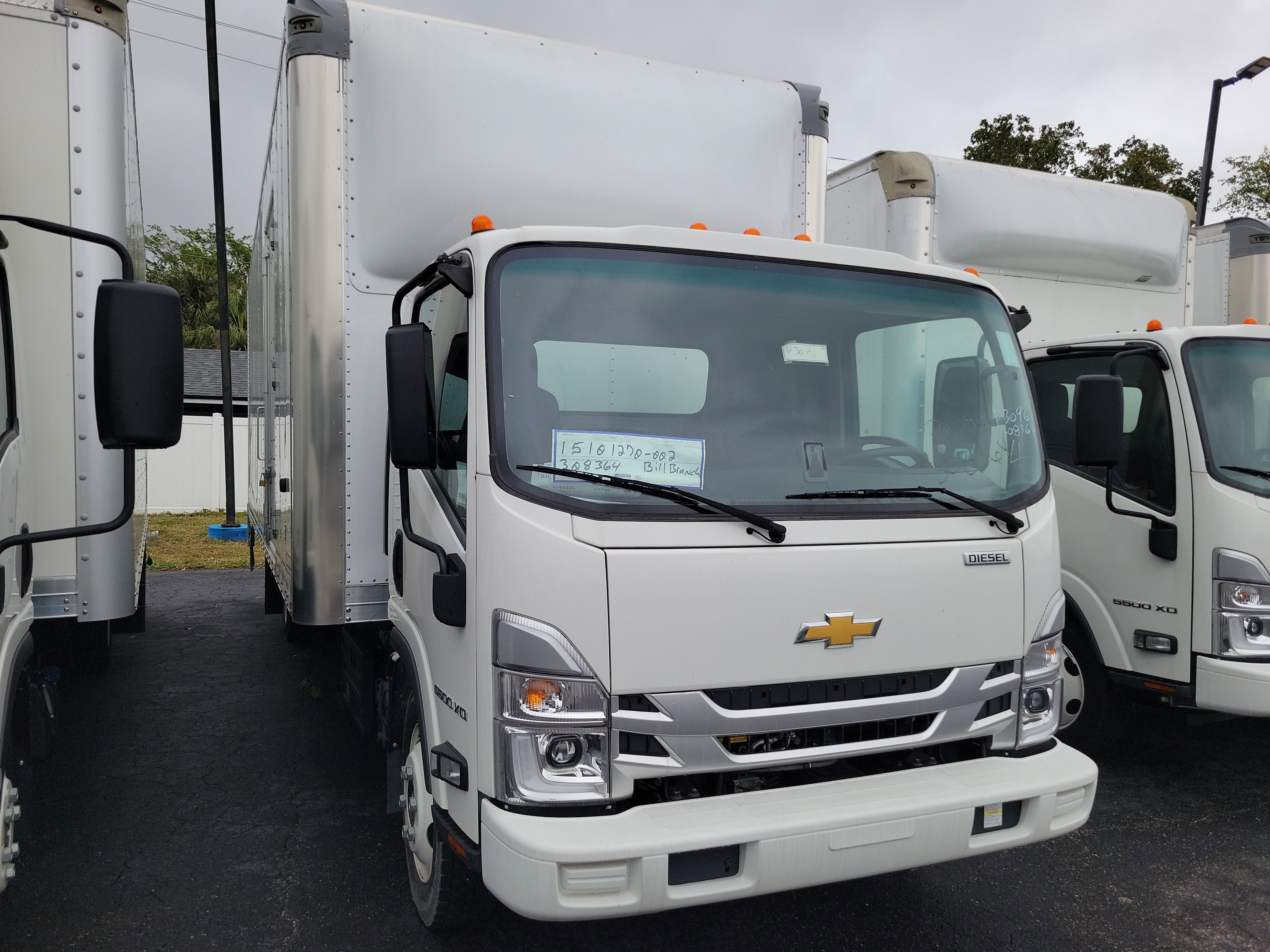 2023 Chevrolet Low Cab Forward 5500 XD Base
