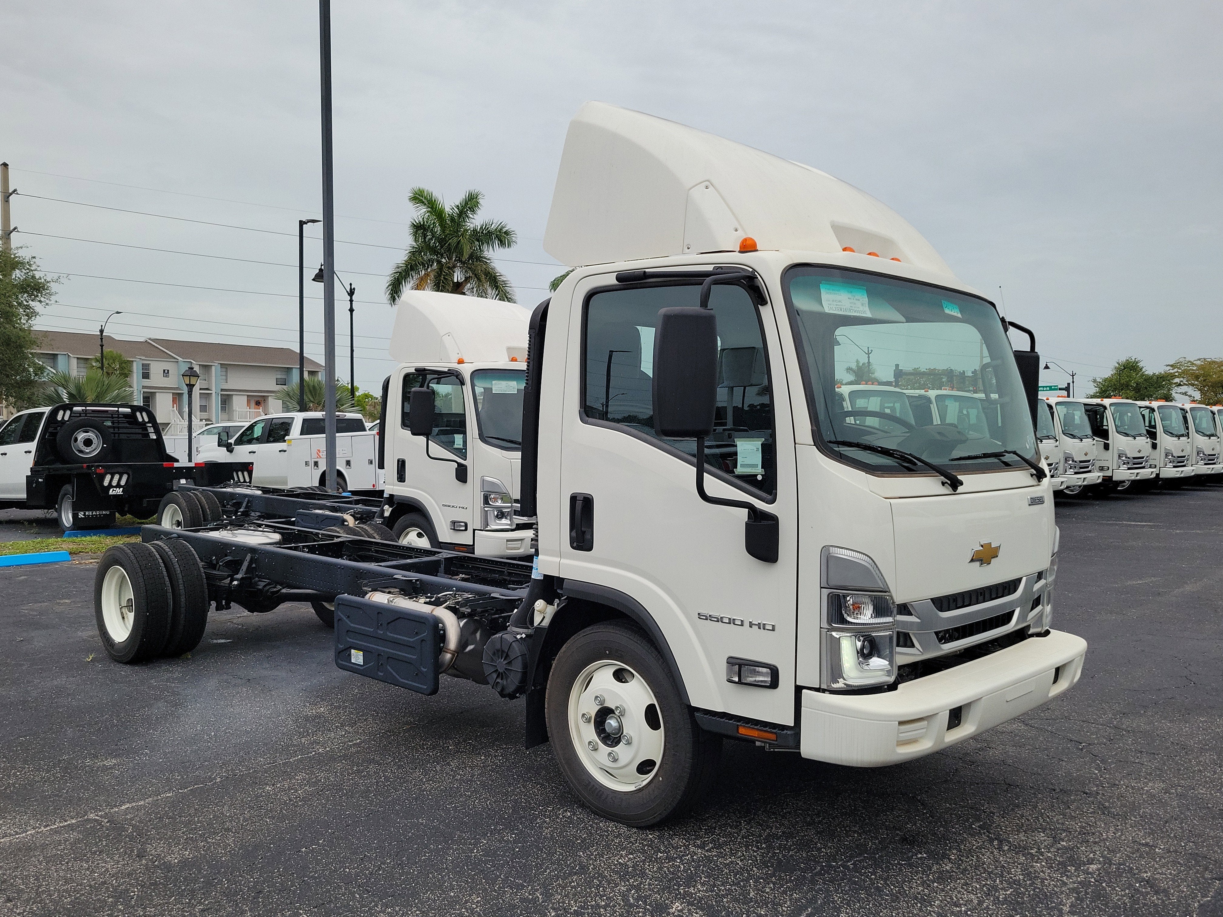 2024 Chevrolet Low Cab Forward 5500 HD Base