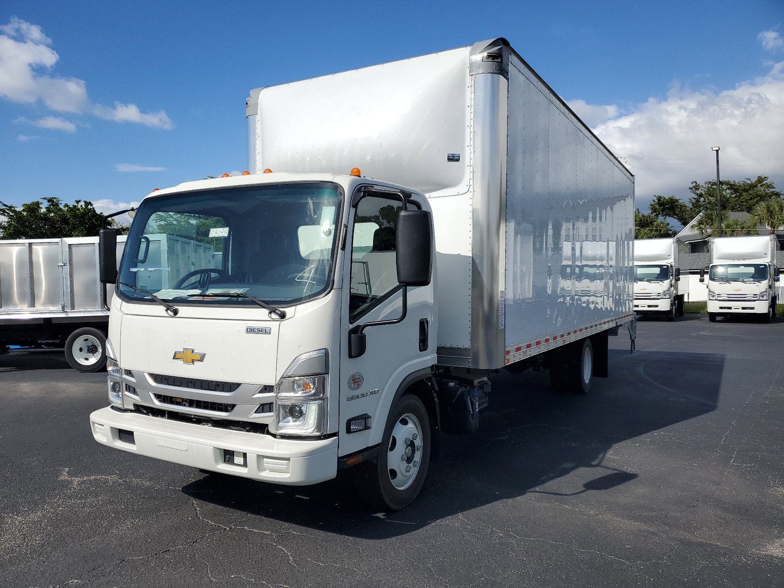 2023 Chevrolet Low Cab Forward 5500 XD Base