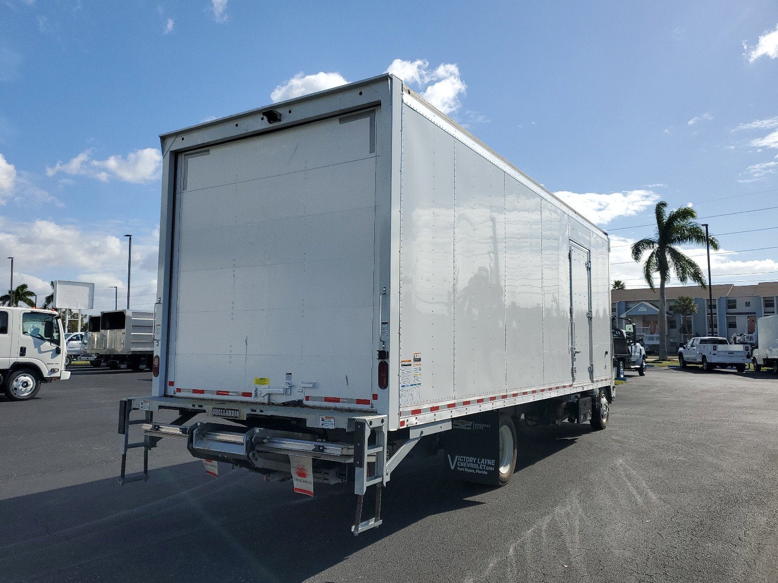 2023 Chevrolet Low Cab Forward 5500 XD Base