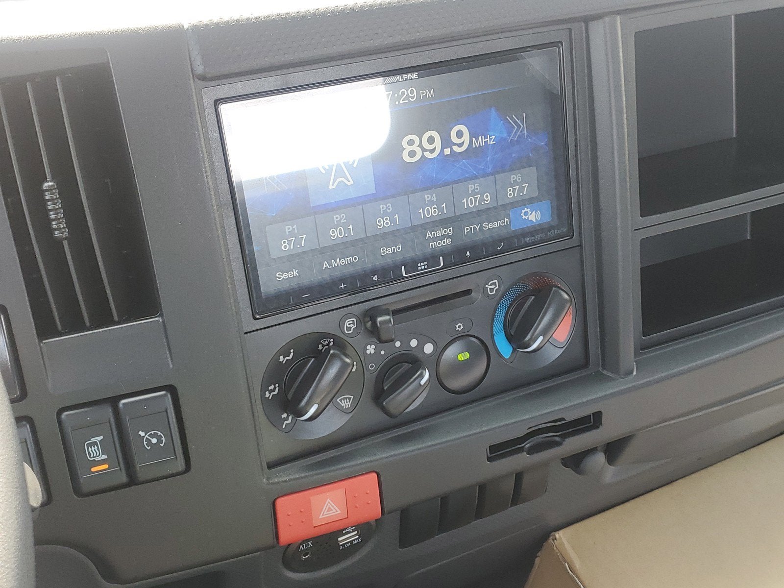 2024 Chevrolet Low Cab Forward 5500 XD Base