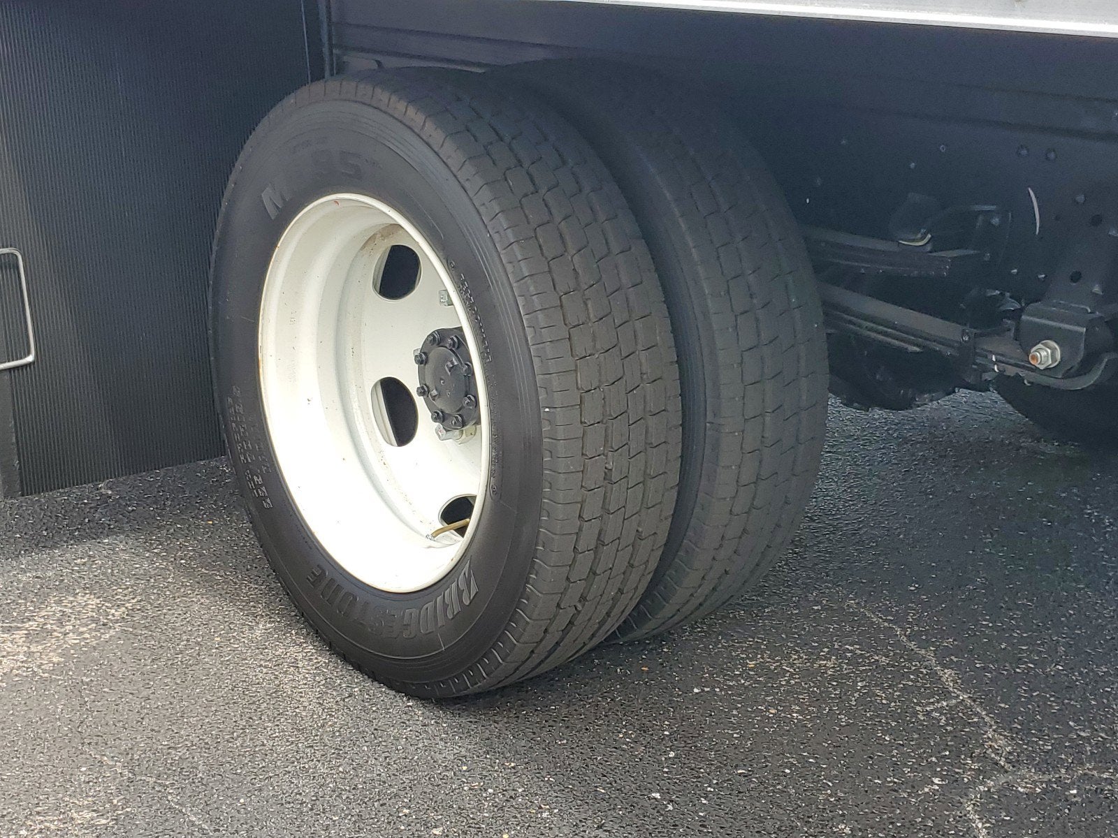 2024 Chevrolet Low Cab Forward 5500 XD Base