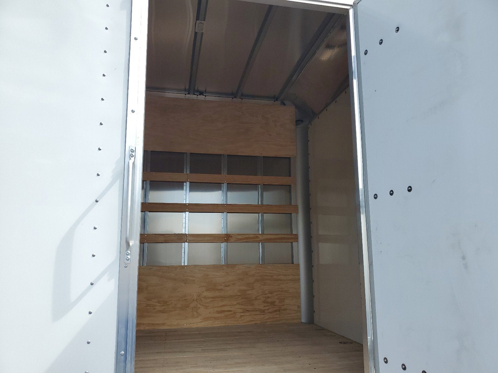 2024 Chevrolet Low Cab Forward 5500 XD Base