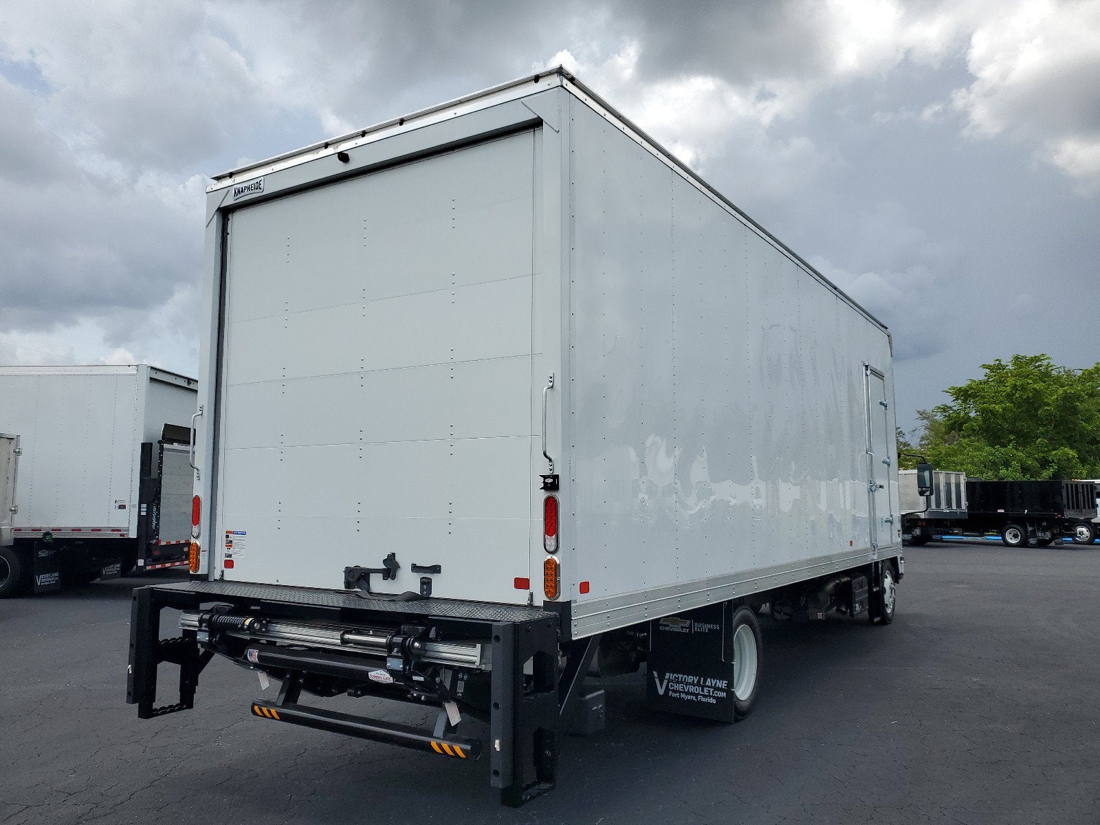 2023 Chevrolet Low Cab Forward 5500 XD Base