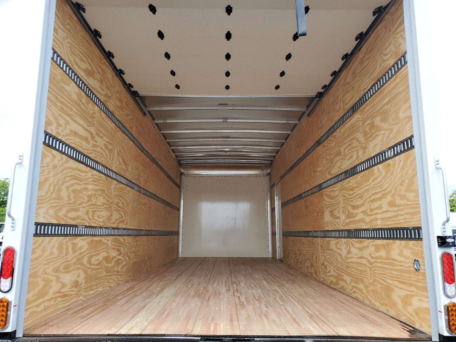 2023 Chevrolet Low Cab Forward 5500 XD Base