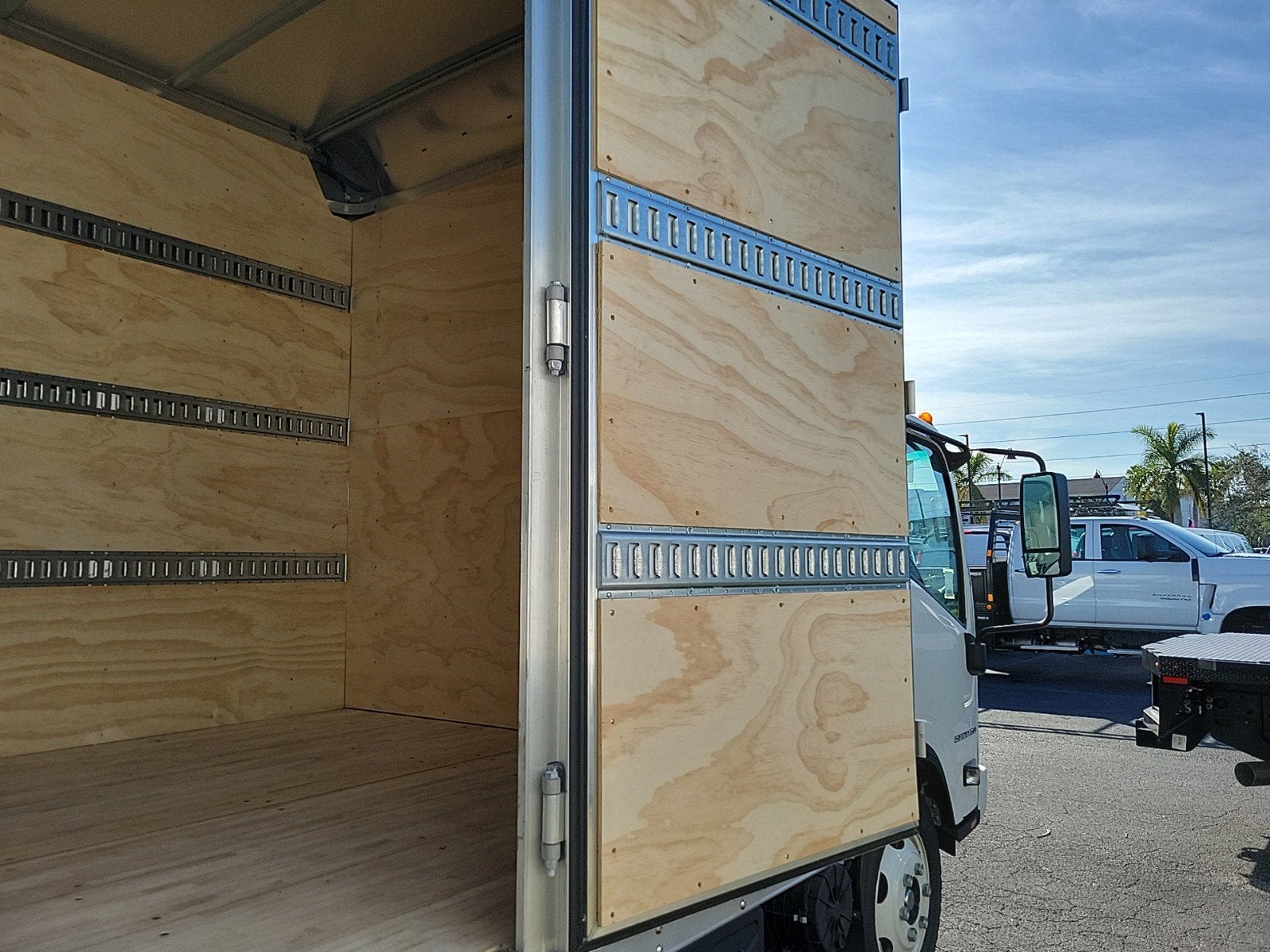 2023 Chevrolet Low Cab Forward 5500 XD Base