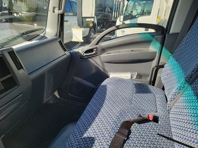 2023 Chevrolet Low Cab Forward 5500 XD Base