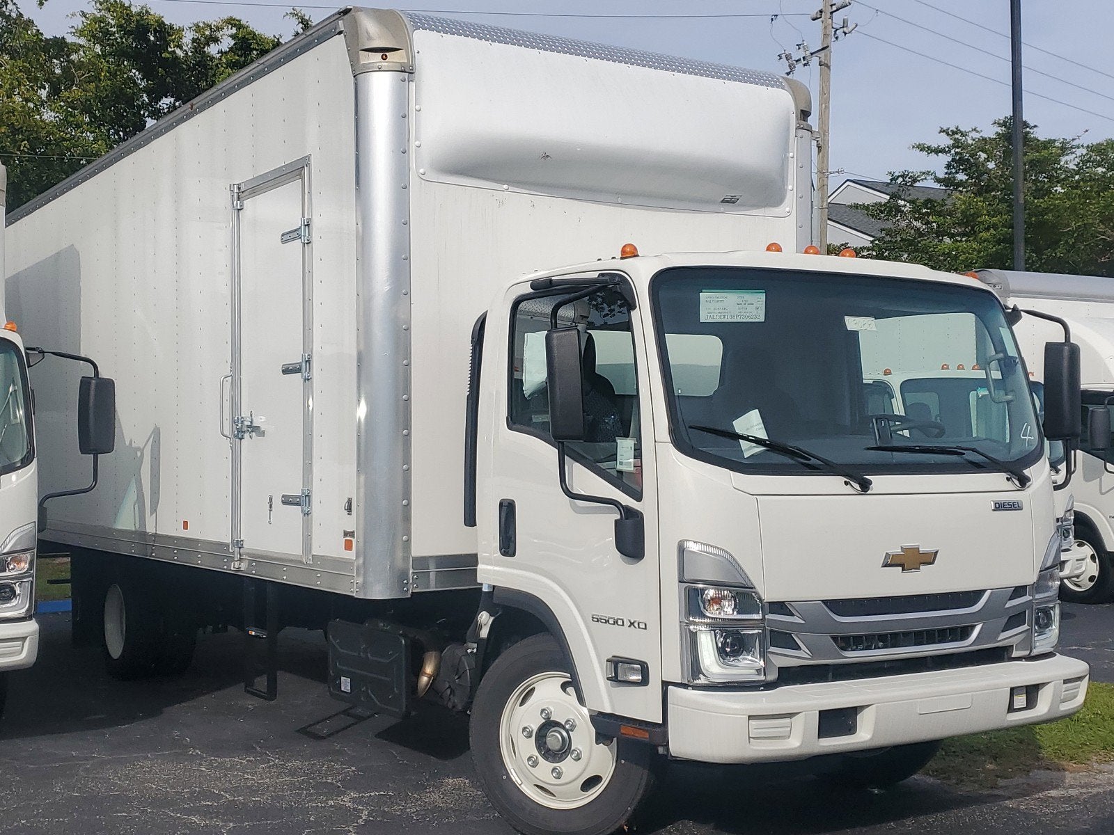 2023 Chevrolet Low Cab Forward 5500 XD Base