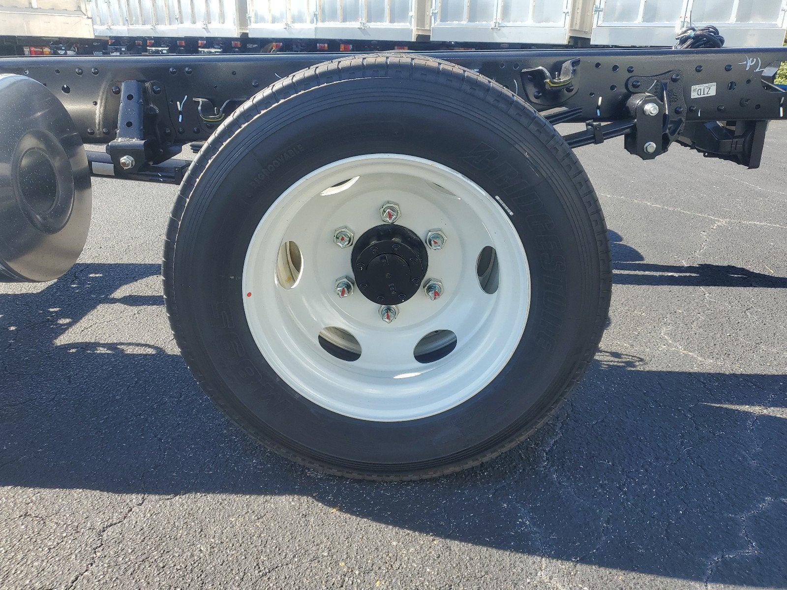 2024 Chevrolet Low Cab Forward 5500 XD Base