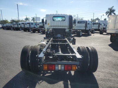 2024 Chevrolet Low Cab Forward 5500 XD Base