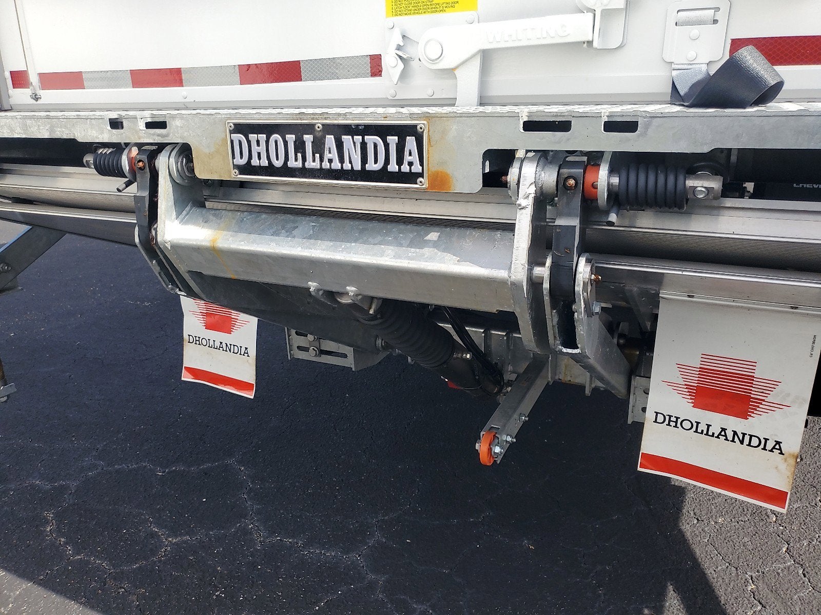 2023 Chevrolet Low Cab Forward 5500 XD Base