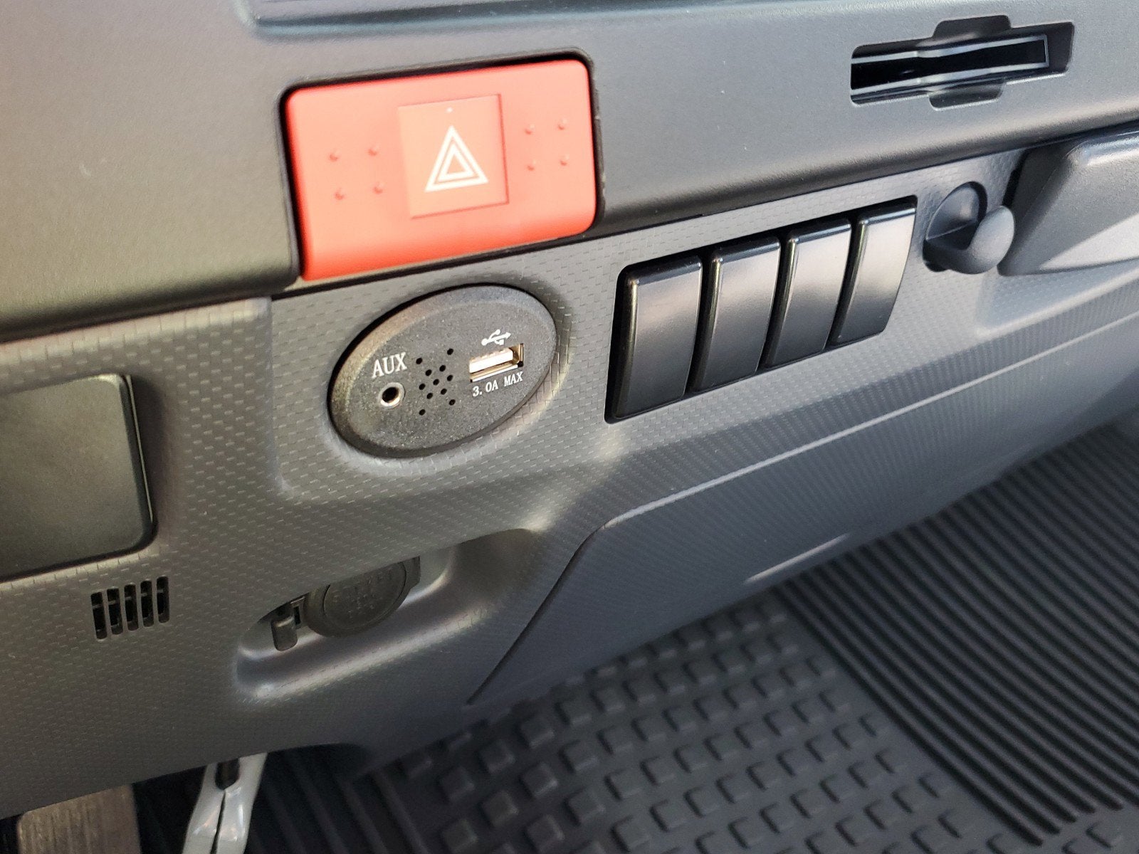 2024 Chevrolet Low Cab Forward 5500 XD Base