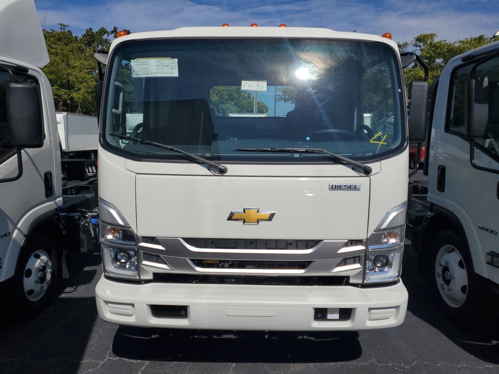2024 Chevrolet Low Cab Forward 5500 XD Base