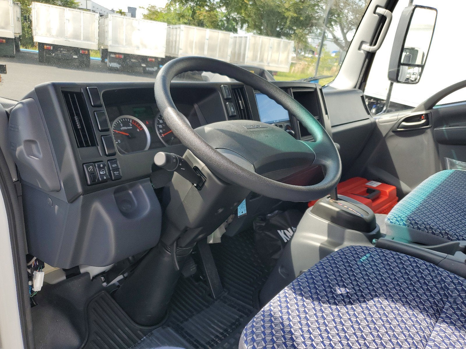 2024 Chevrolet Low Cab Forward 5500 HD Base