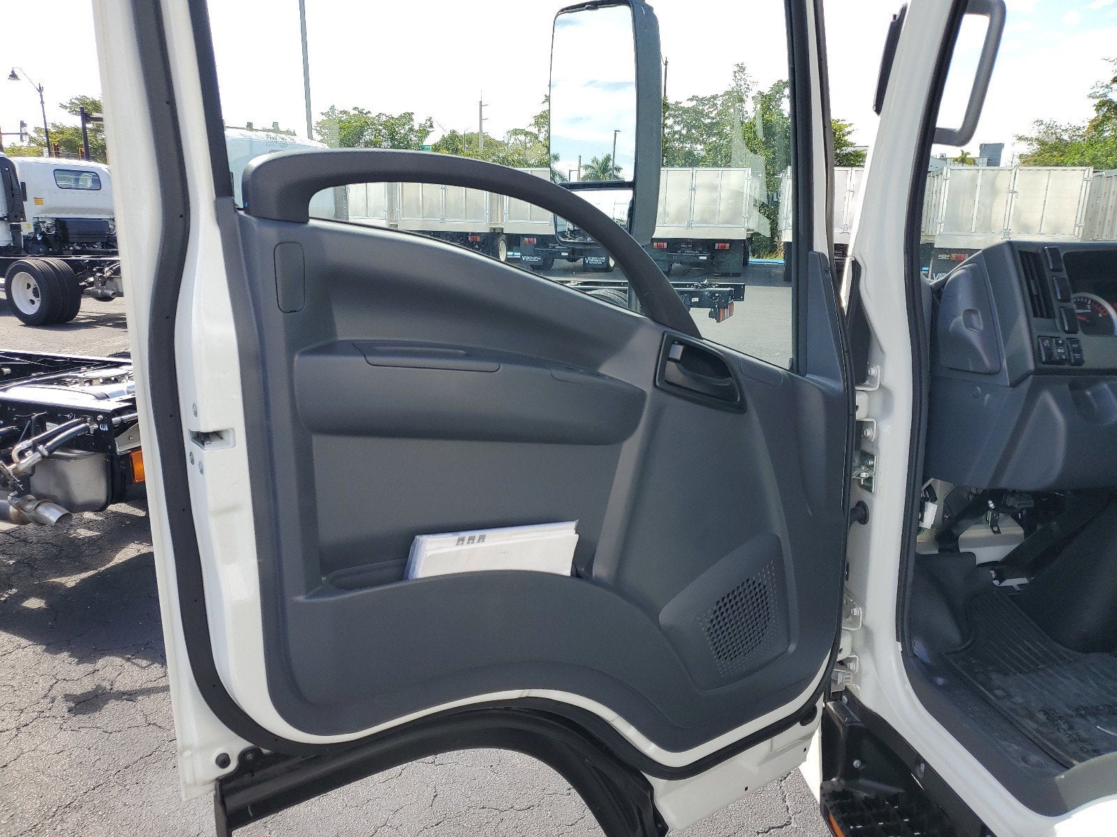 2024 Chevrolet Low Cab Forward 5500 HD Base