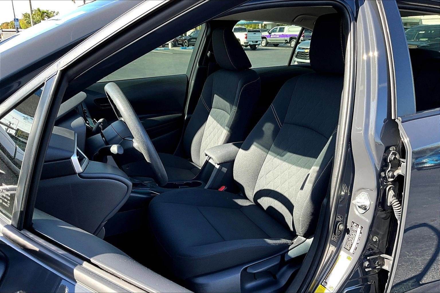 2025 Toyota Corolla Hybrid LE