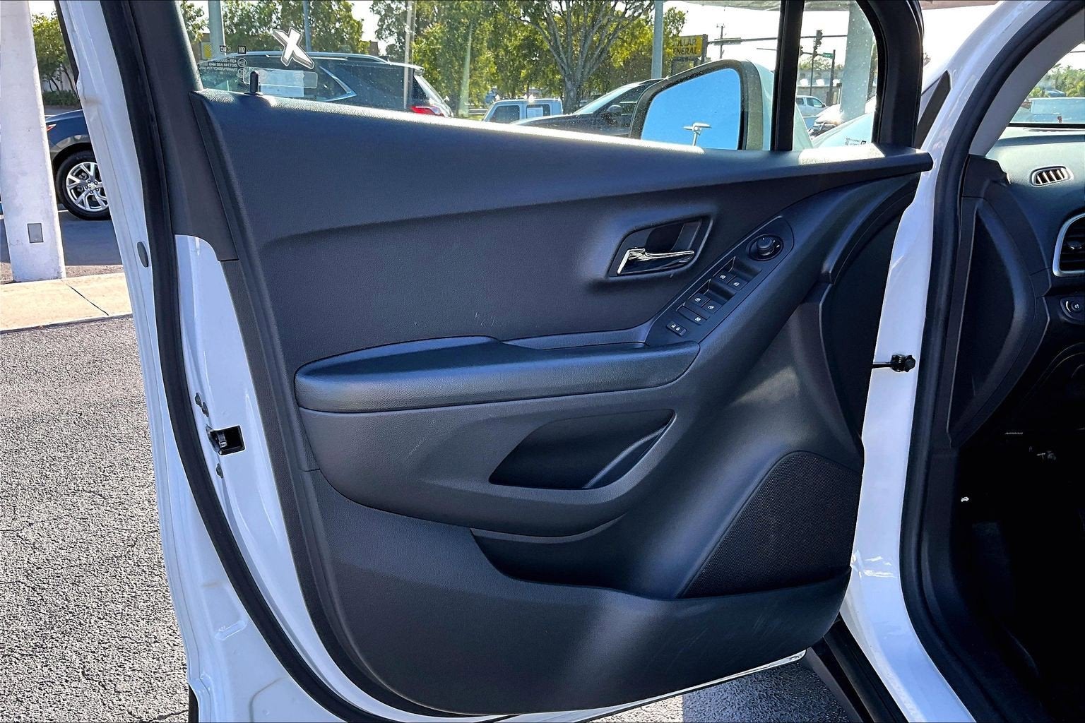 2022 Chevrolet Trax LS