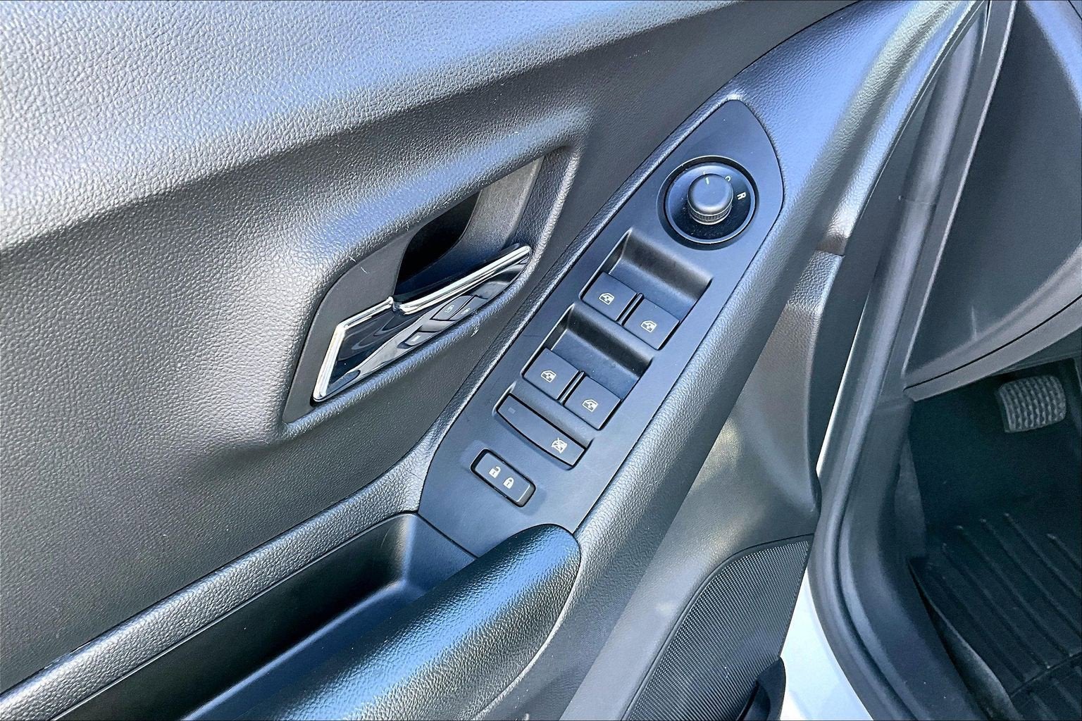 2022 Chevrolet Trax LS