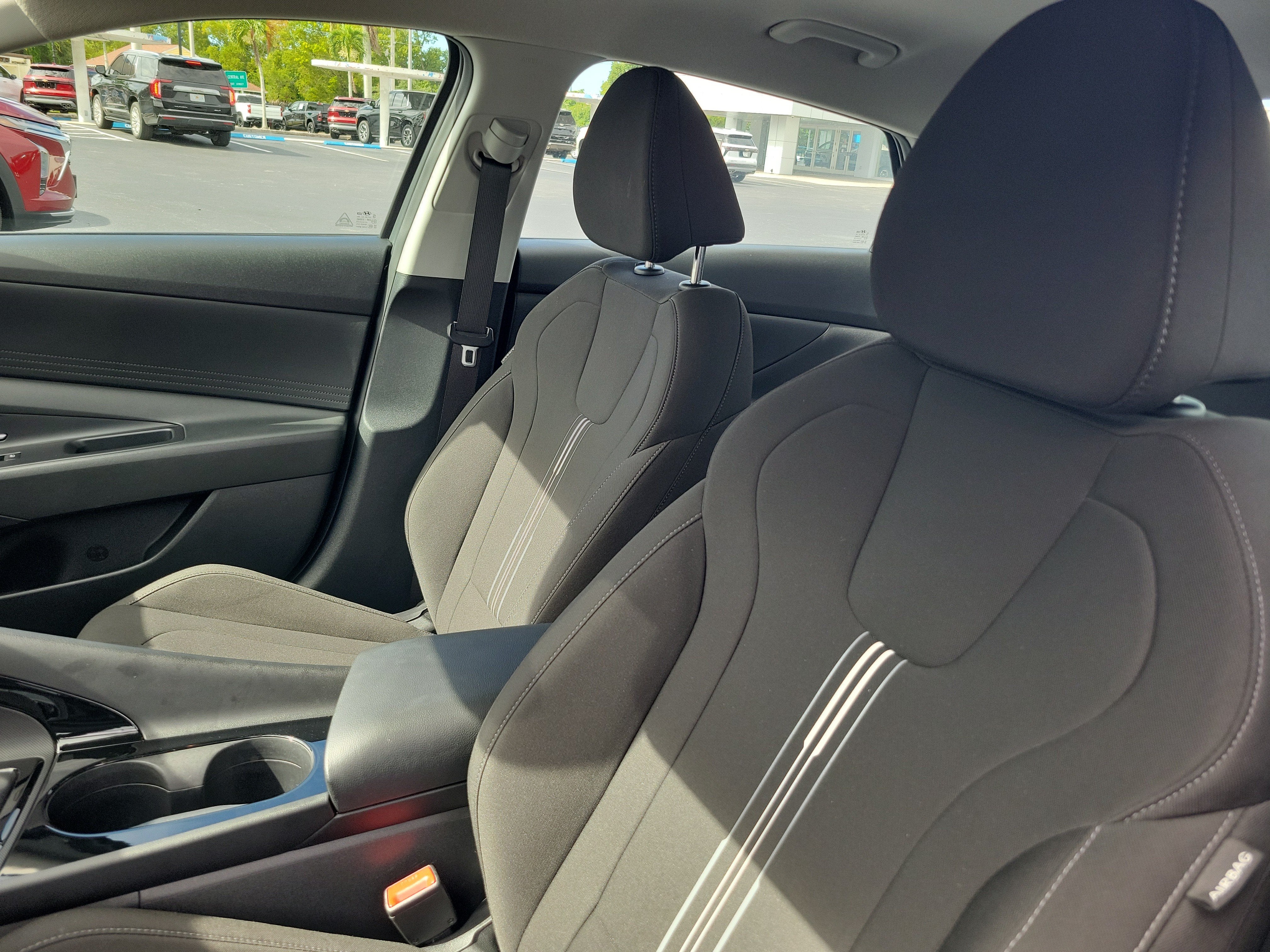 2023 Hyundai Elantra Hybrid Blue