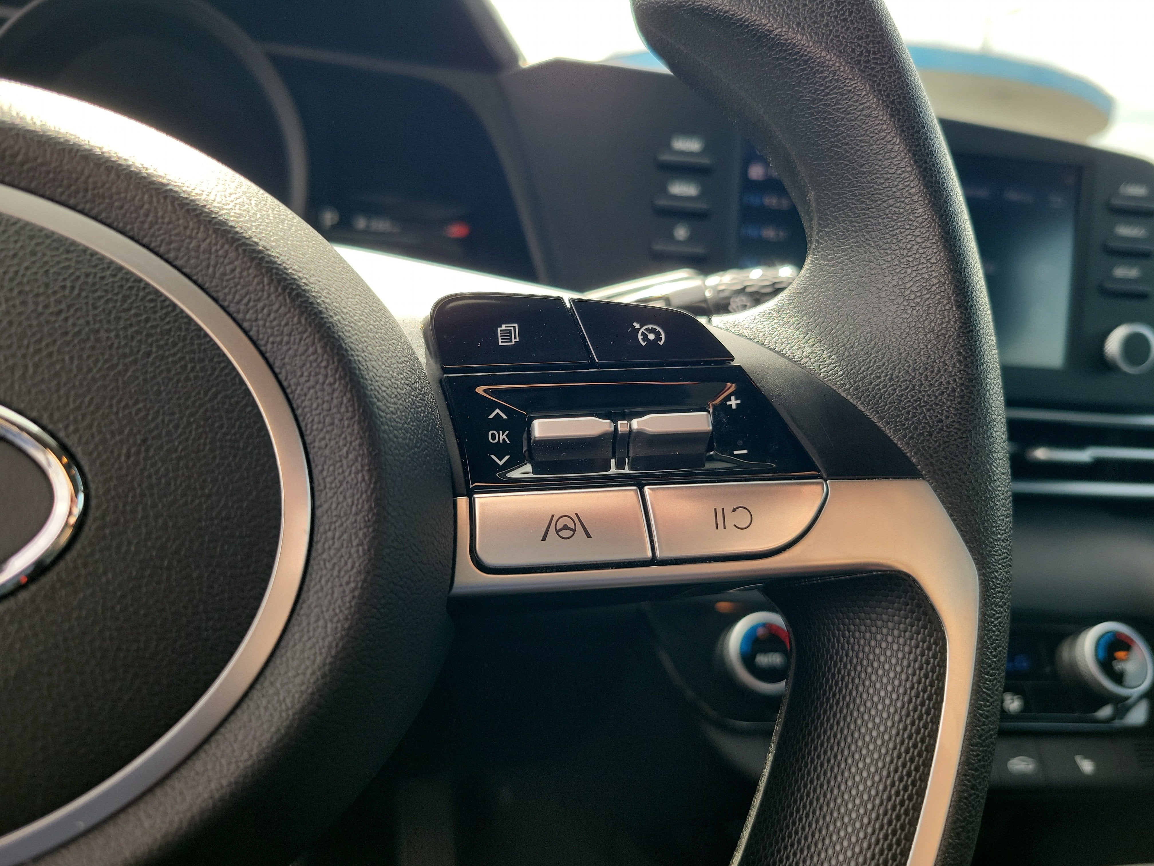 2023 Hyundai Elantra Hybrid Blue