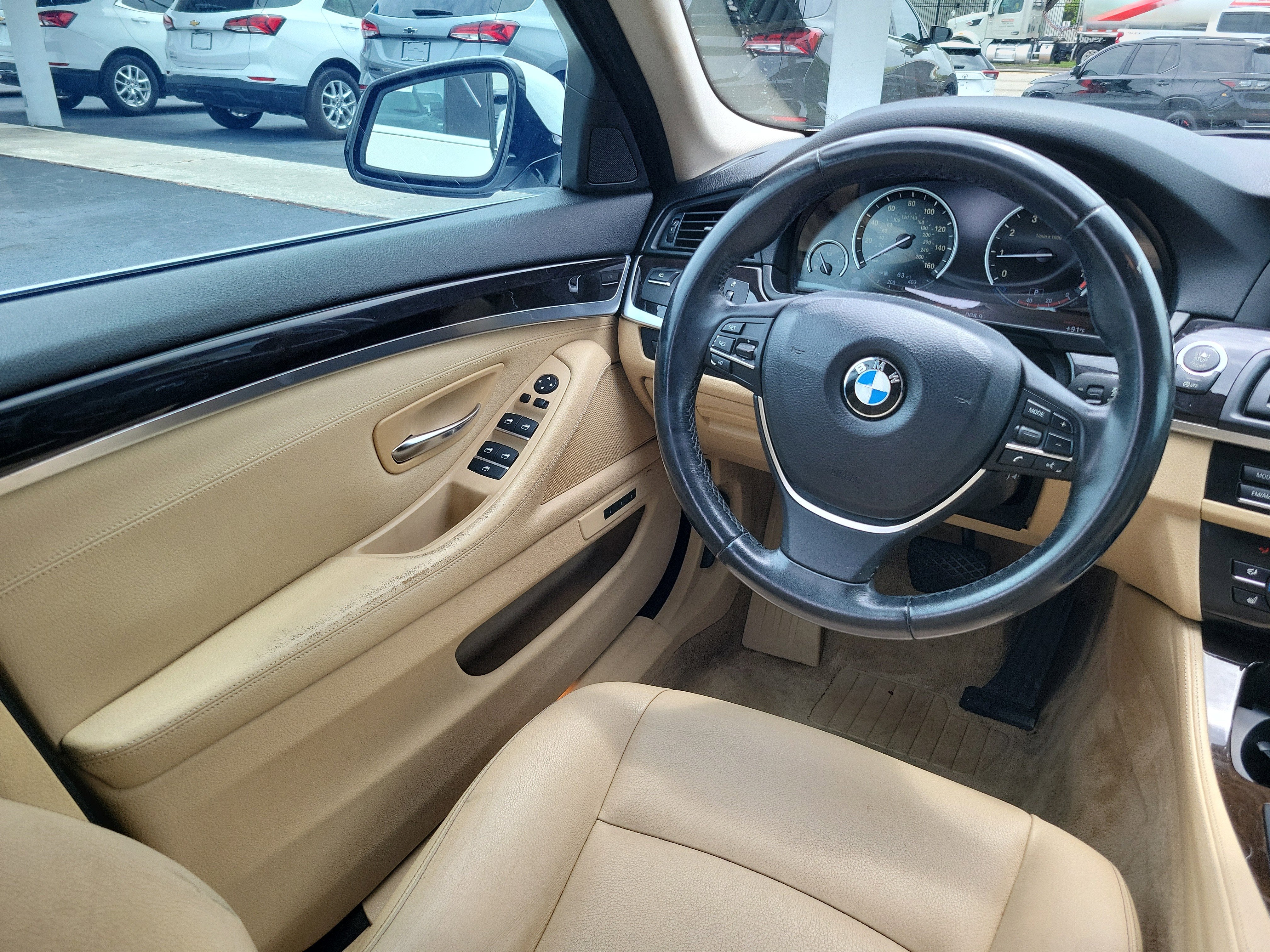 2014 BMW 5 Series 528i