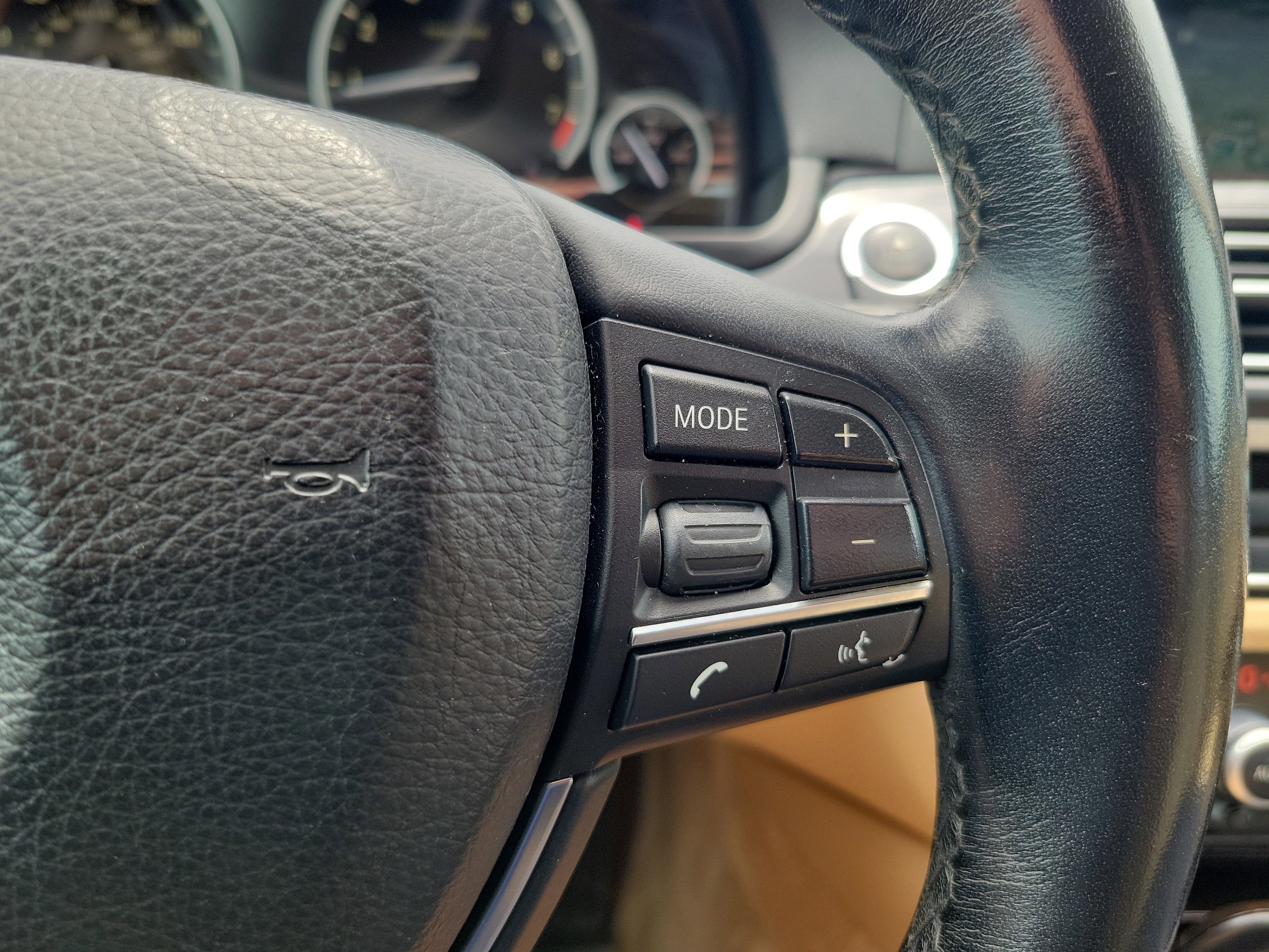 2014 BMW 5 Series 528i