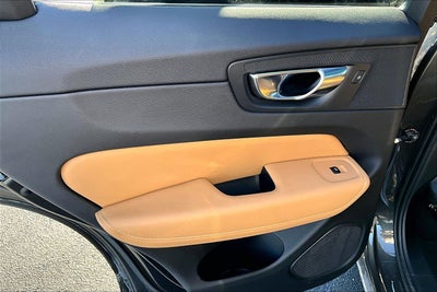 2021 Volvo XC60 Inscription